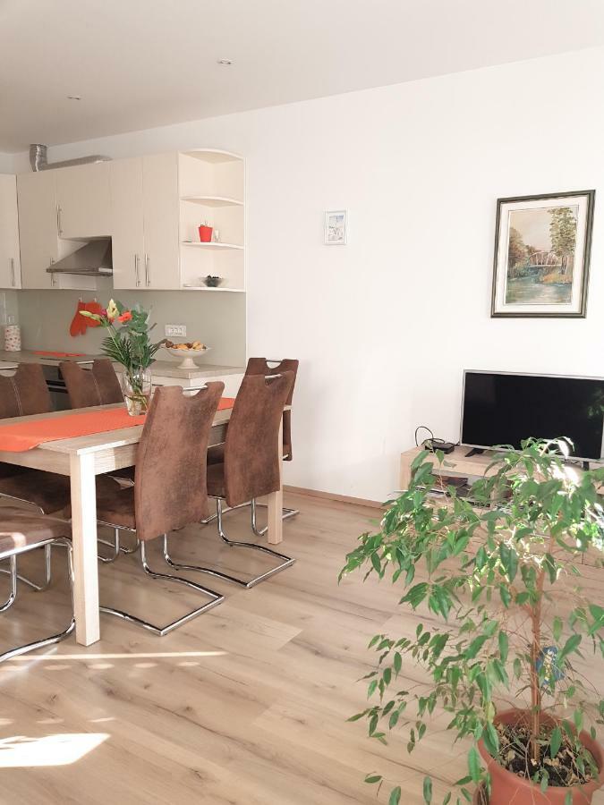Prenocisca Rusjan Rence Exterior foto