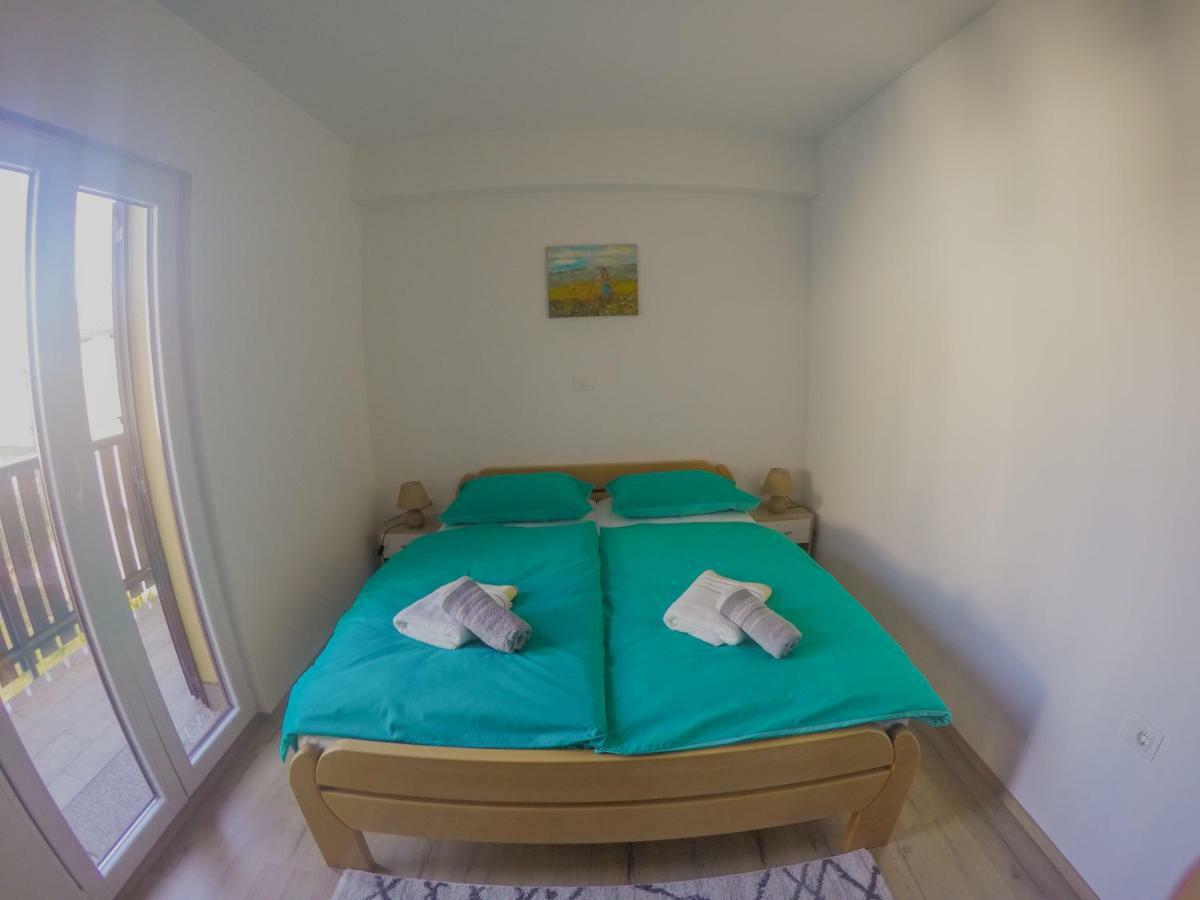 Prenocisca Rusjan Rence Exterior foto