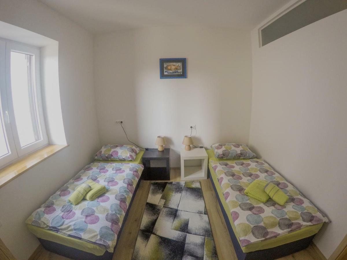 Prenocisca Rusjan Rence Exterior foto